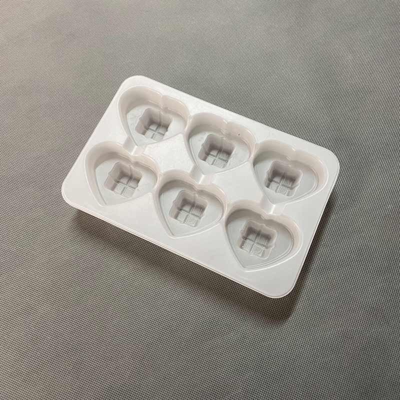 6 squares heart shaped pastry tray